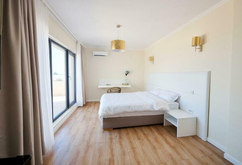 غرفة ديلوكس مطلّة علي البحر, Vela Olimp