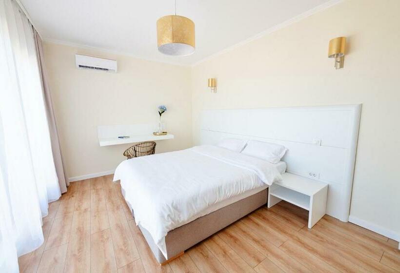 غرفة ديلوكس مطلّة علي البحر, Vela Olimp