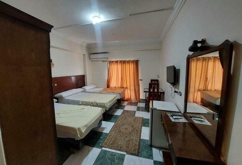 Triple Room Sea View, Delmon