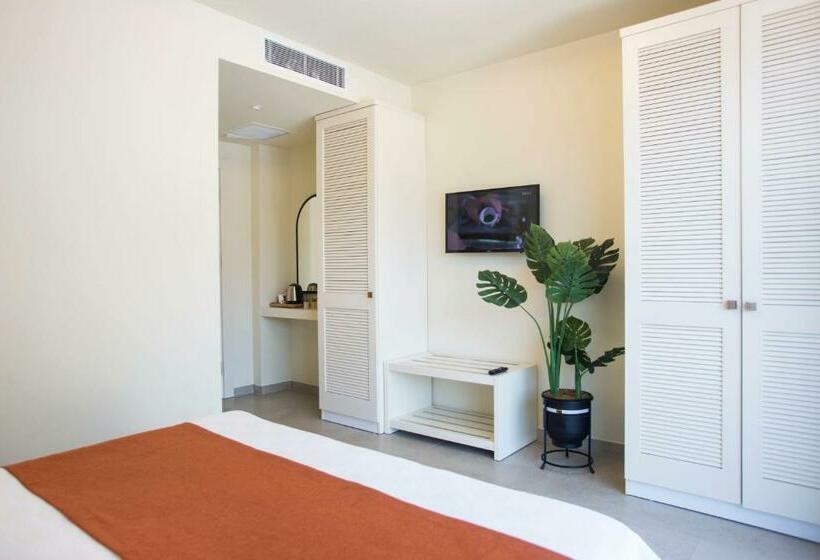 اتاق استاندارد با بالکن, Pastel Rooms