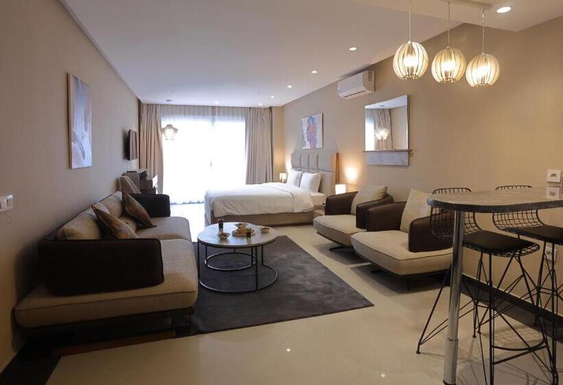 سوییت لوکس, Playa Del Pacha Suites