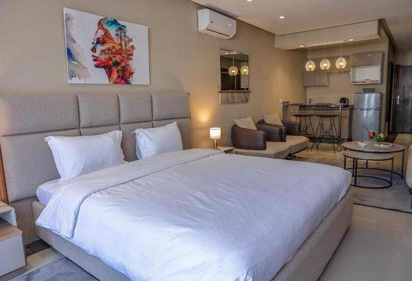 سوییت لوکس, Playa Del Pacha Suites