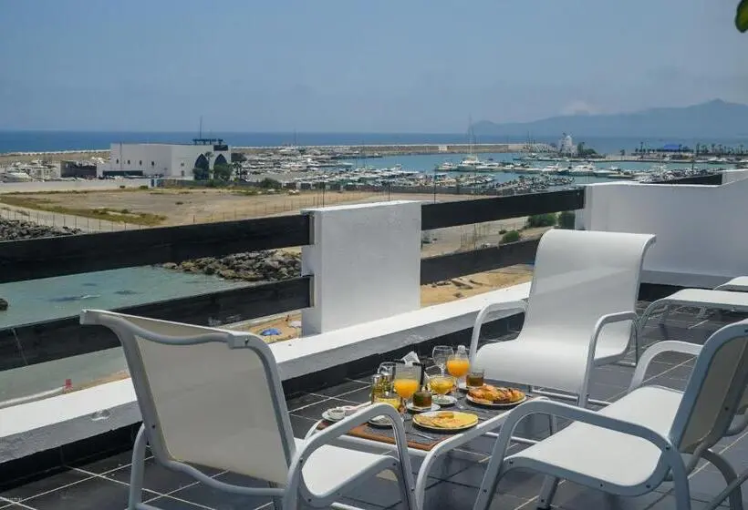 Juniorsviitti Merinäkymä, Playa Del Pacha Suites