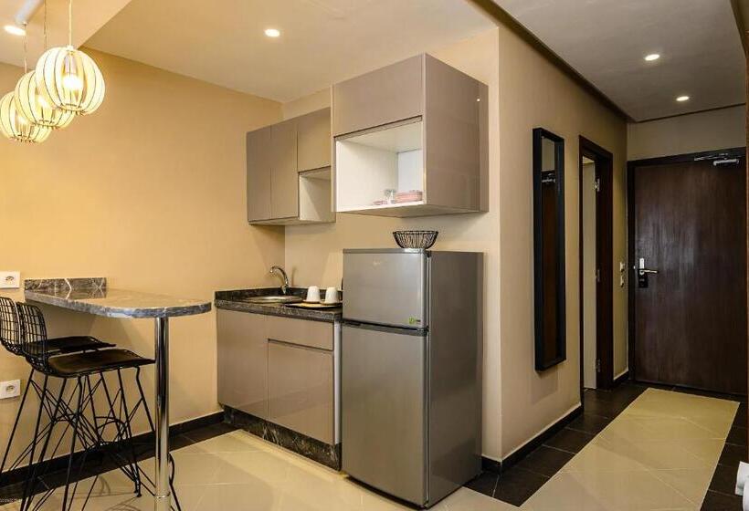 سوییت لوکس, Playa Del Pacha Suites