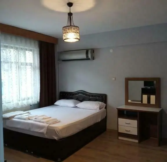 スタンダード４人部屋, Trabzon Feyzan Otel