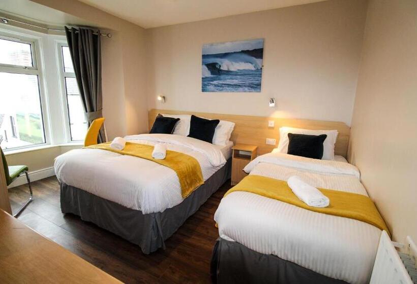 اتاق استاندارد سه نفره, Beulah Guest House