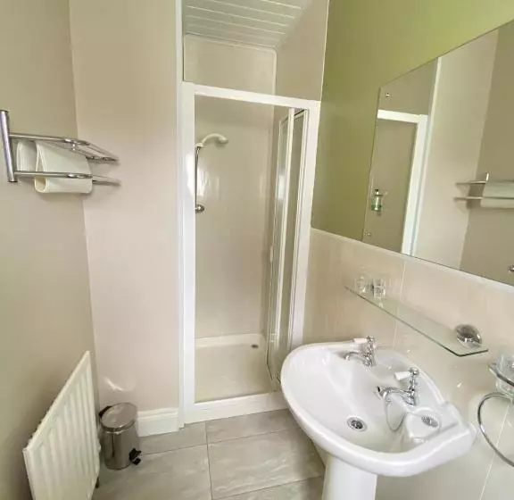 Perhehuone, Beulah Guest House