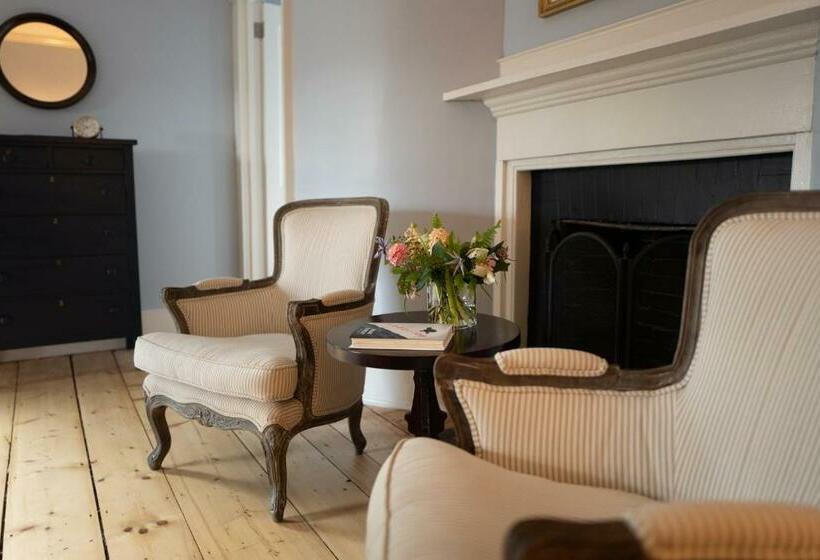 חדר סופריור, Onesixtyfive, The Inn On Park Row