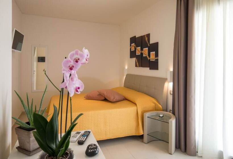 Номер Superior, Xenia