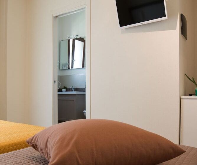 Трехместный Номер Superior, Xenia