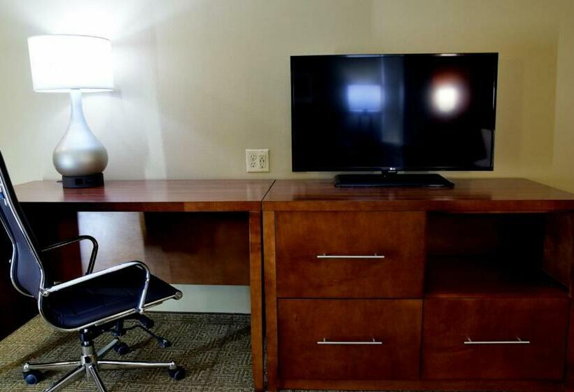 جناح, Comfort Suites Dunnellon Near Rainbow Springs