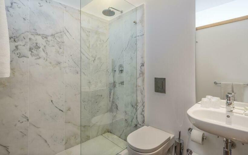 اتاق استاندارد یک نفره, Evora Olive