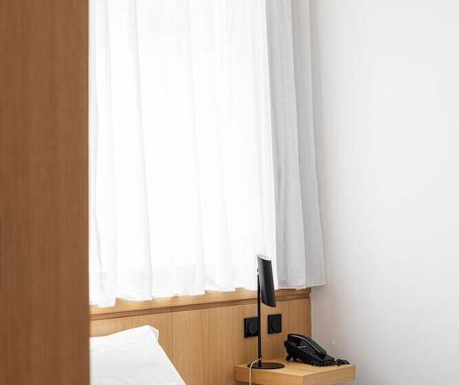 اتاق استاندارد یک نفره, Evora Olive