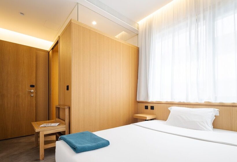 اتاق استاندارد یک نفره, Evora Olive