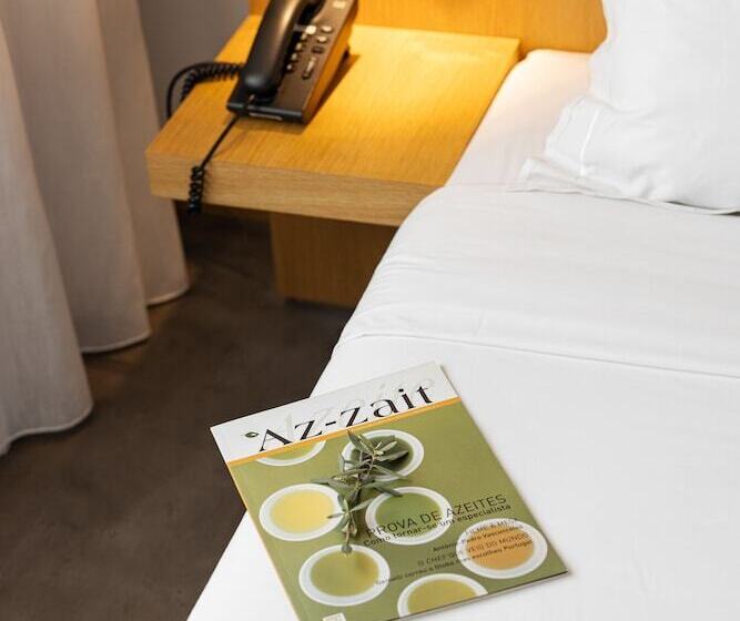 اتاق عادی, Evora Olive