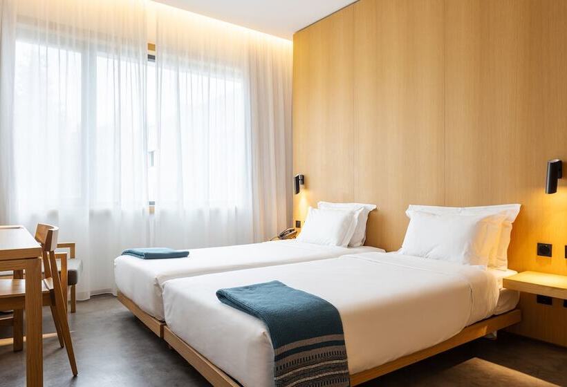 اتاق عادی, Evora Olive