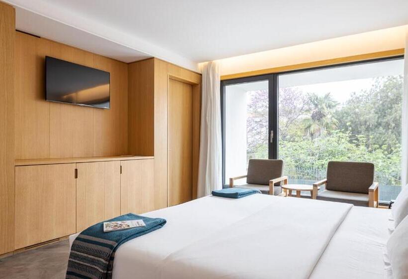 اتاق لوکس, Evora Olive