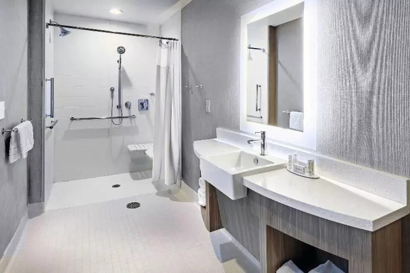 اتاق استاندارد یک نفره, Evora Olive