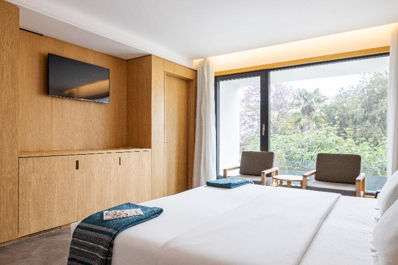 اتاق سوپریور, Evora Olive