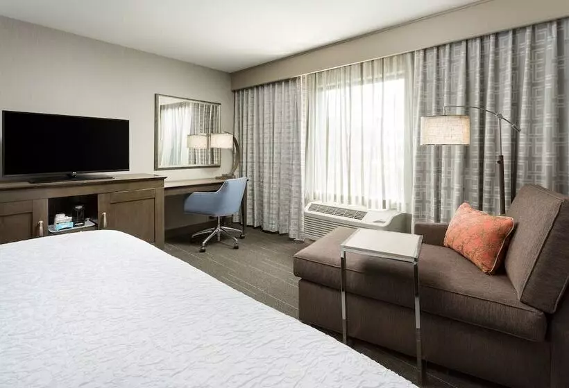 ダブルベッドスタンダードルーム, Hampton Inn & Suites Napa