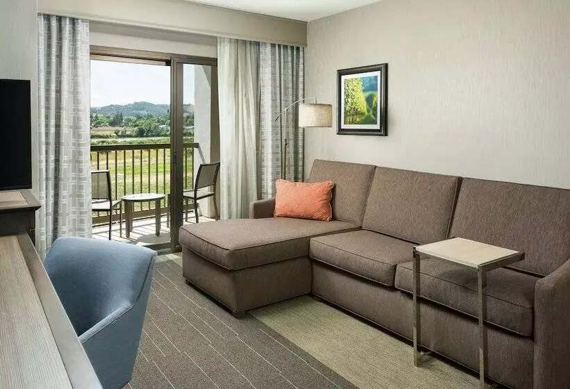 ダブルベッドのスタンダードスタジオ, Hampton Inn & Suites Napa