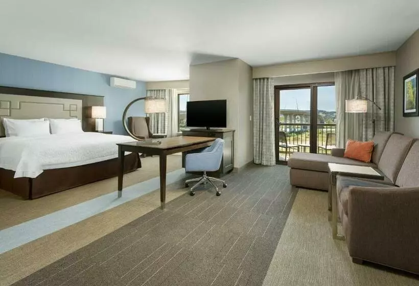 キングサイドベッドのスタンダードワンルーム, Hampton Inn & Suites Napa