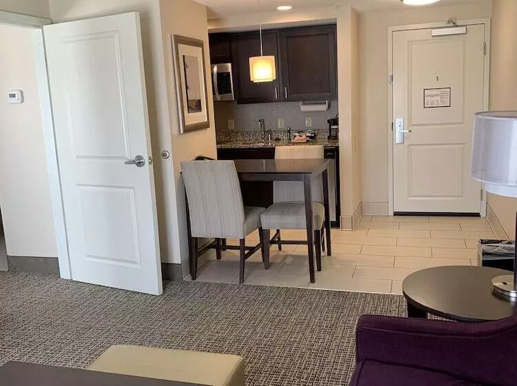 スイート, Homewood Suites By Hilton Munster