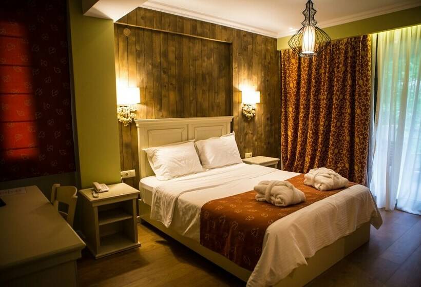 标准间, Irene's Resort