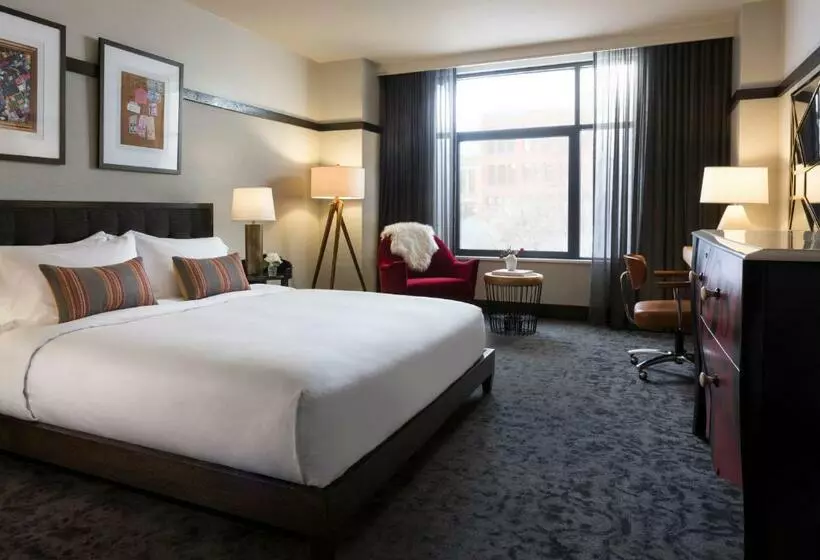 キングサイズベッドのスタンダードルーム, Kimpton Journeyman Hotel, An Ihg