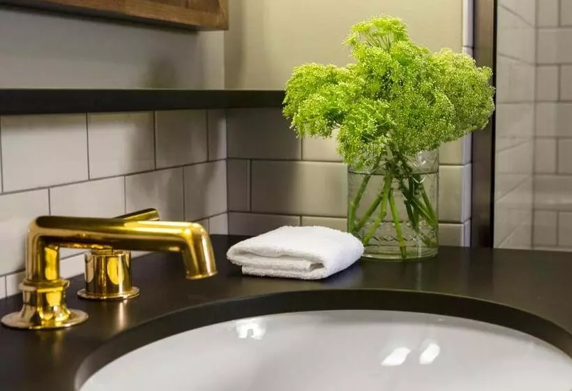 身障者適用スイートルーム, Kimpton Journeyman Hotel, An Ihg