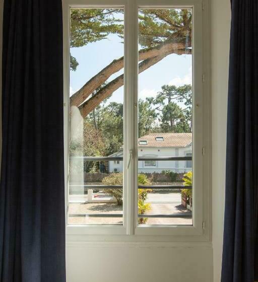 Номер Стандарт, Hôtel De La Plage