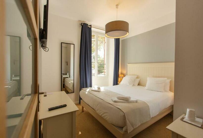 Номер Стандарт, Hôtel De La Plage