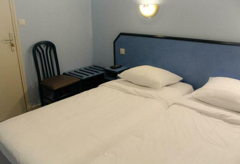 Номер Стандарт, Le Voltaire