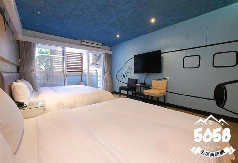 Standard Quadruple Room with Balcony, R8 Eco