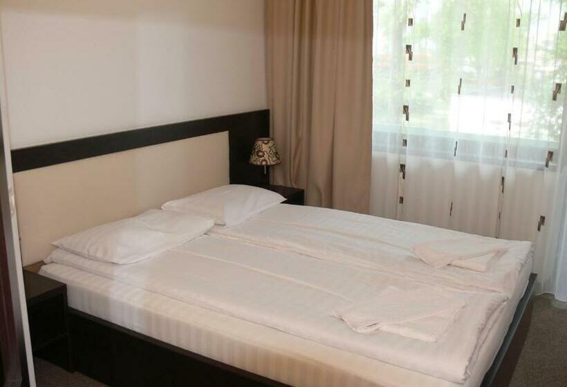 バルコニー付きスーペリアルーム, & Medspa Siret