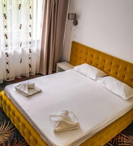 バルコニー付きスーペリアルーム, & Medspa Siret