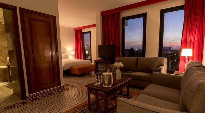 Полулюкс, Soundouss