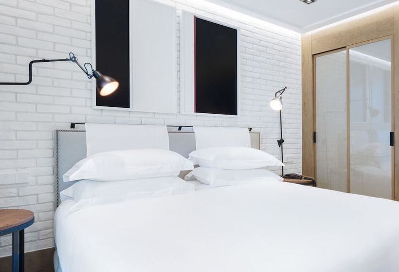 Номер Superior, The Corner