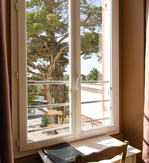 Номер Стандарт Трехместный, Hôtel De La Plage