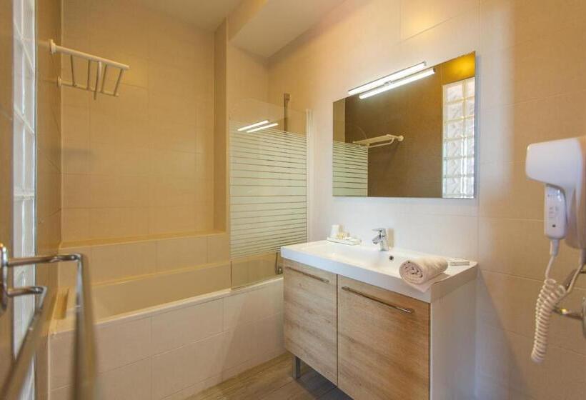 Семейный Номер Вид на Море, Hôtel De La Plage