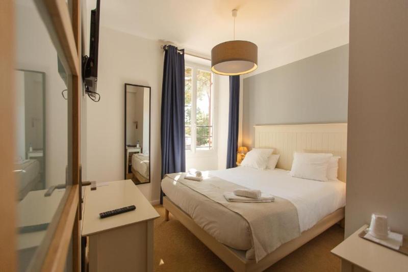 Номер Стандарт, Hôtel De La Plage