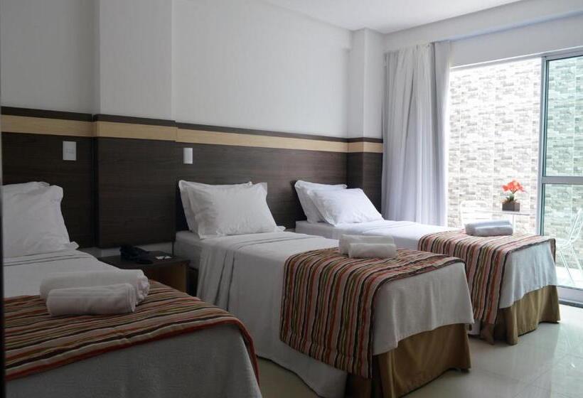 חדר סטנדרט לשלושה, Val Atlantic