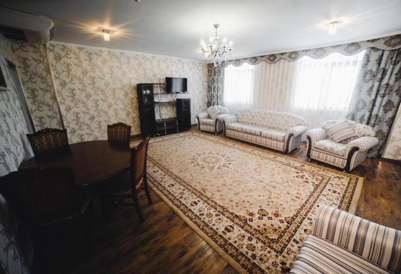 Suite Deluxe, Sunrise Osh