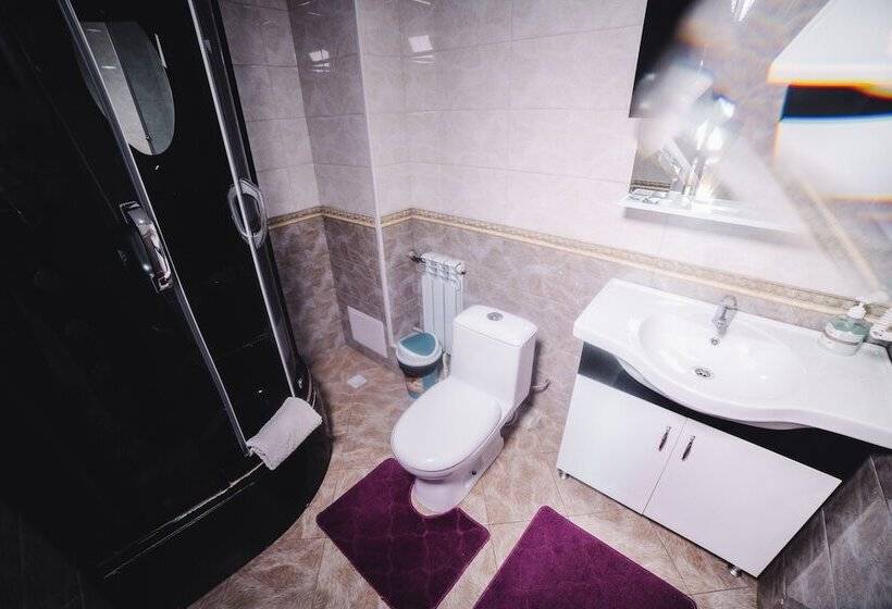 Suite Deluxe, Sunrise Osh