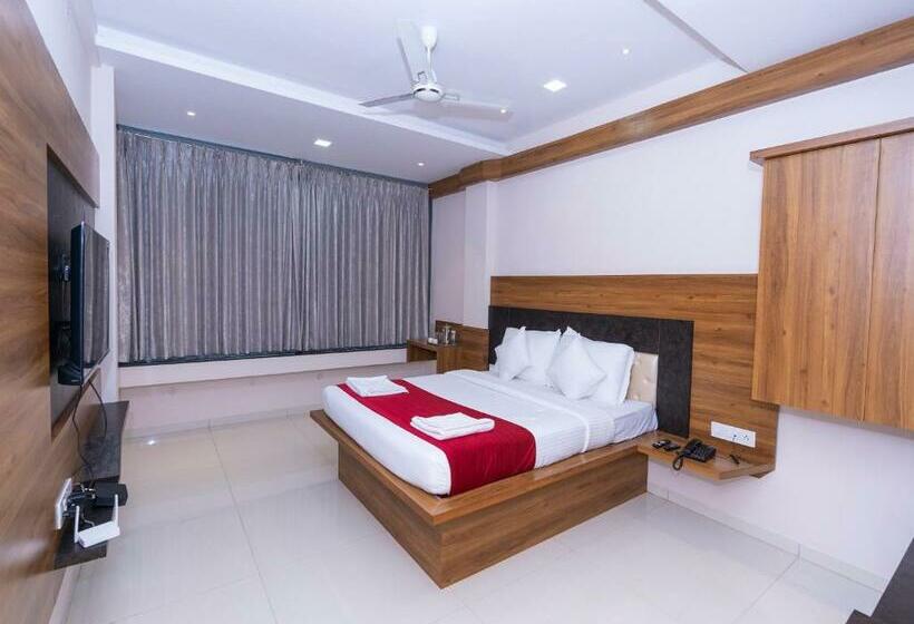 Habitació Deluxe, Chiranjeevi Kolhapur