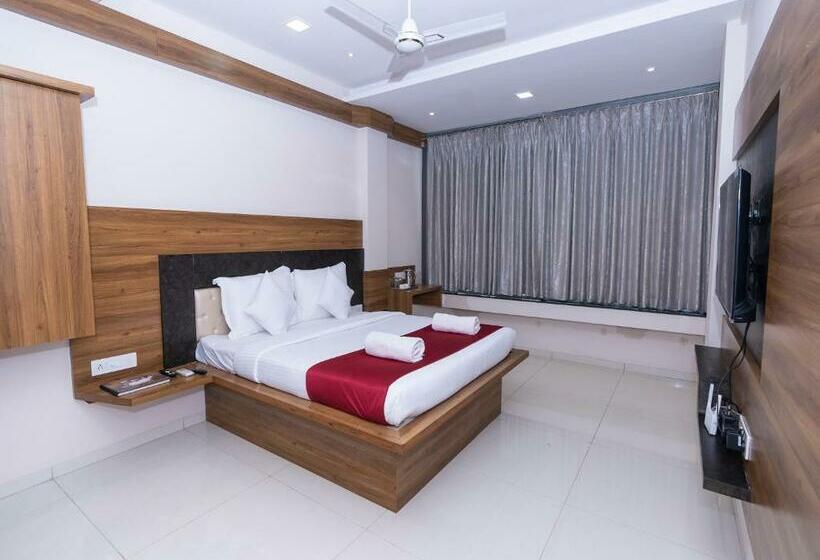 Habitació Deluxe, Chiranjeevi Kolhapur