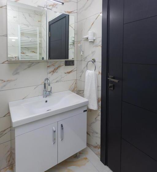 Апартаменты 1 Спальня с Видом, Moonlight Suite