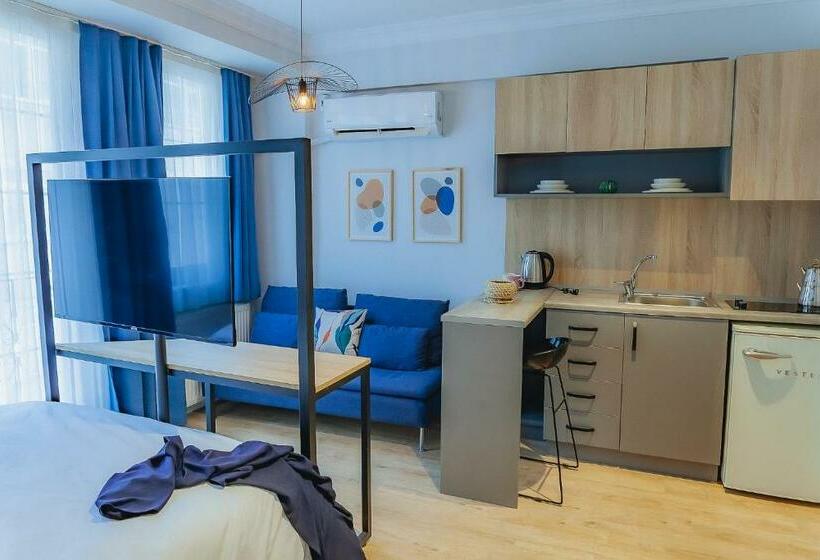 اتاق لوکس, Marcian S Column Hotel   Orange And Blue