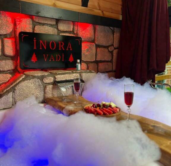 Номер Deluxe Кровать Кинг, İnoravadi