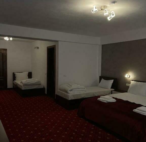 4인용 스탠다드 룸, Pensiunea Perla Codrului